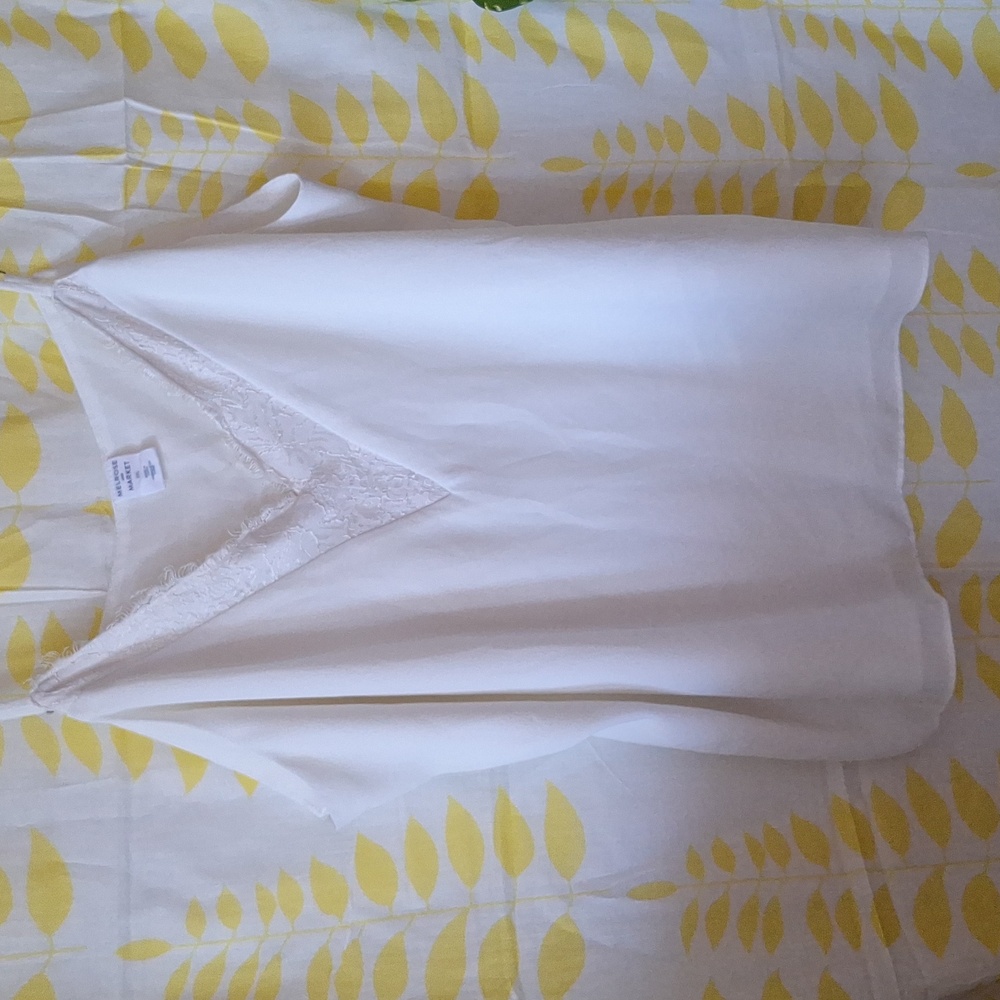 2 for $12: EUC Winter White Tank Top XXL